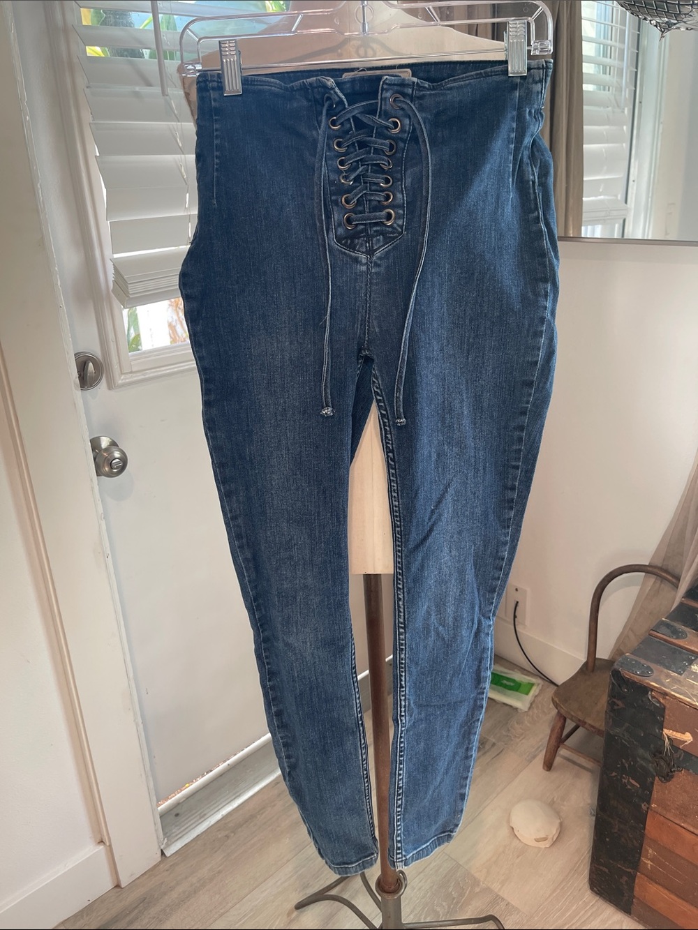 Adorable Free People High-Rise Lace-Up Dark Blue Women's Jeans